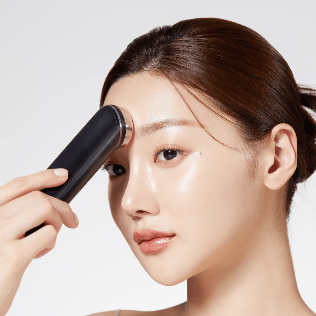 Medicube age-R Booster Pro – dispositivo facial 6 en 1 para efecto "glass skin" con tecnología de luminosidad real