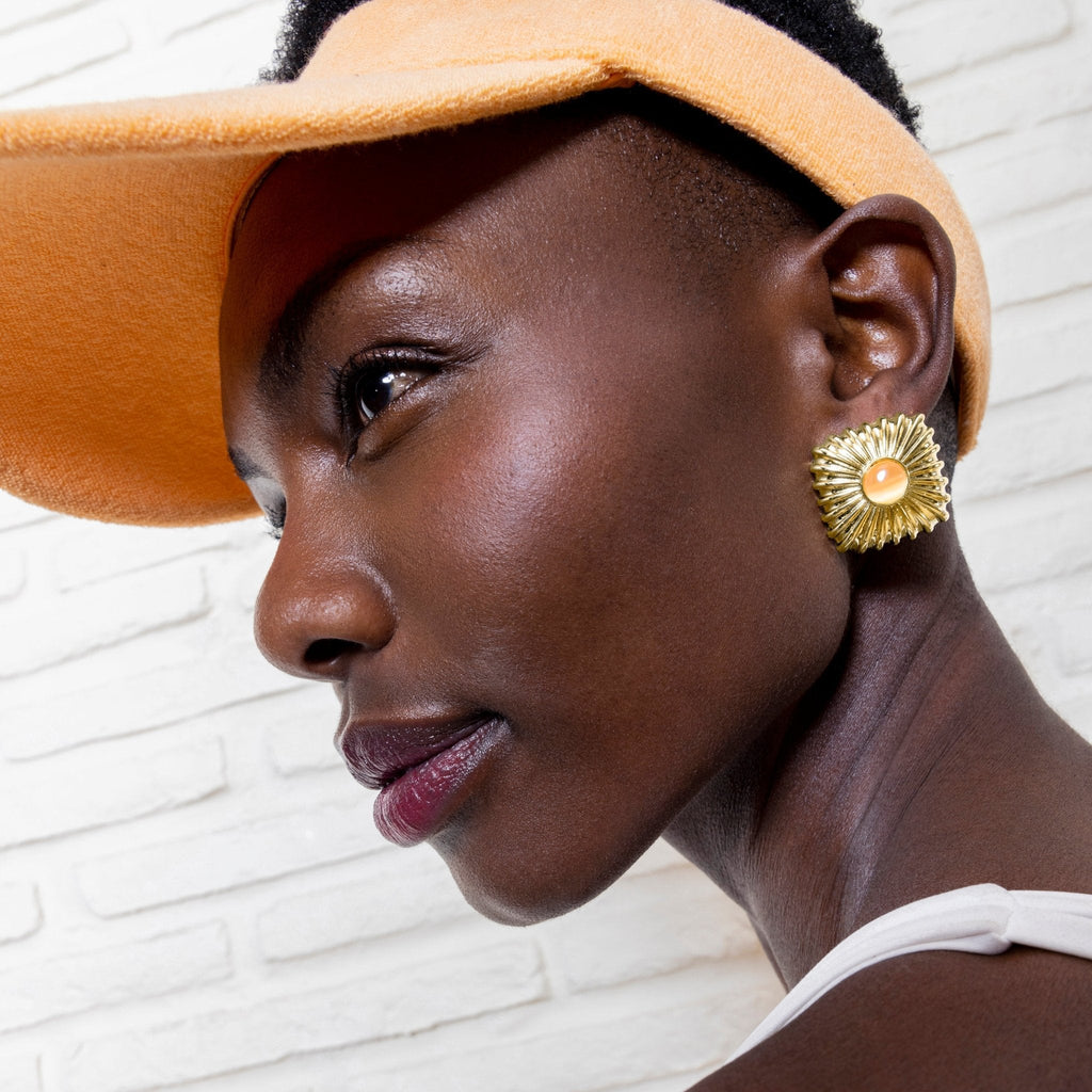 Pendientes acabados en oro amarillo 18K